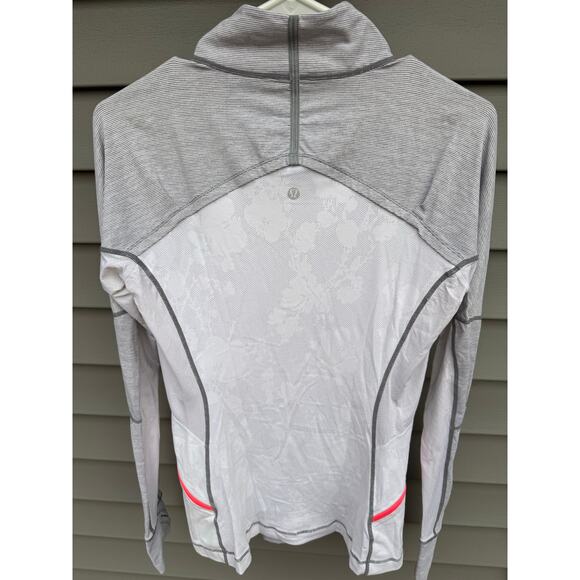Lululemon Run size 8 Wild 1/2 Zip Long Sleeve Top - Wee Stripe White Fossil RARE - Picture 14 of 16